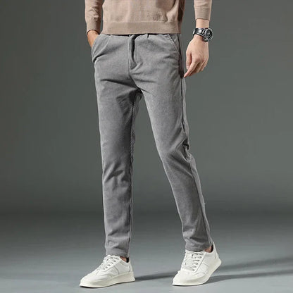 Comfortable Fit Pleated Trousers with Side Pockets