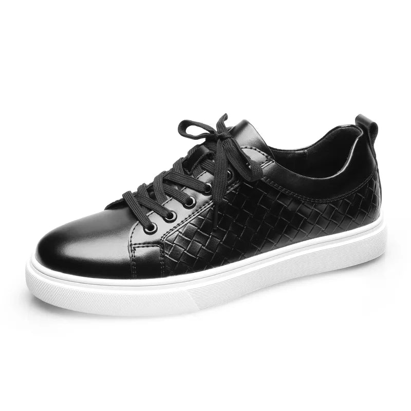 Timeless Vintage Low Top Sneaker