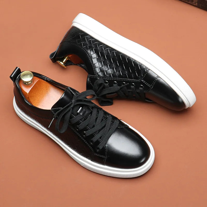Timeless Vintage Low Top Sneaker