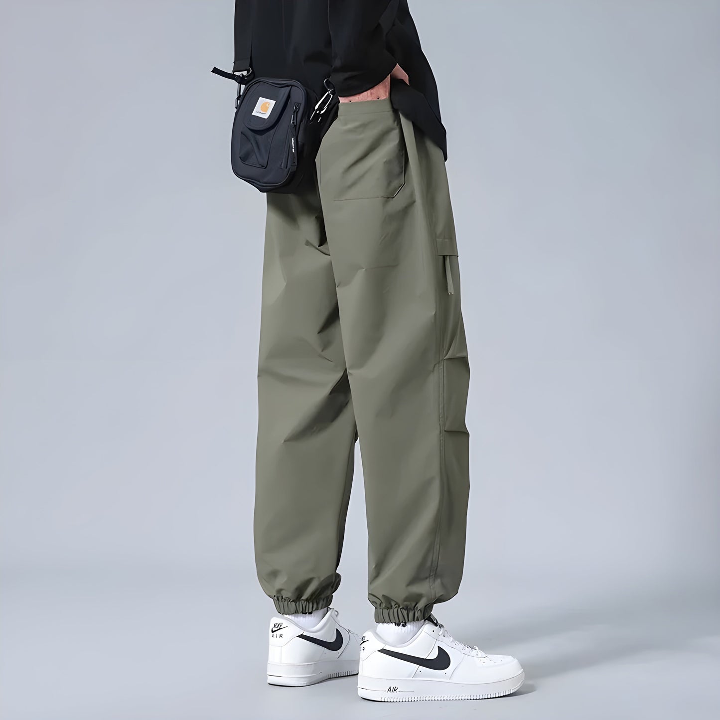Relaxed Fit Cargo Trousers