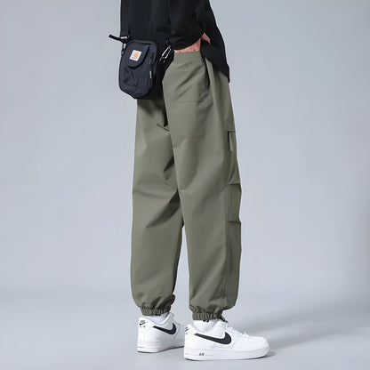 Relaxed Fit Cargo Trousers