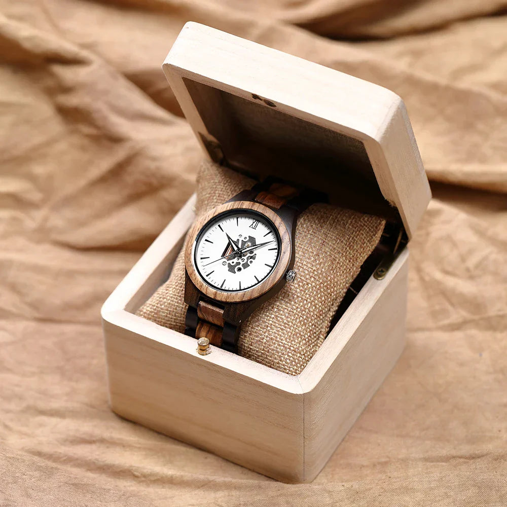 Classic Wooden Round Analog Watch