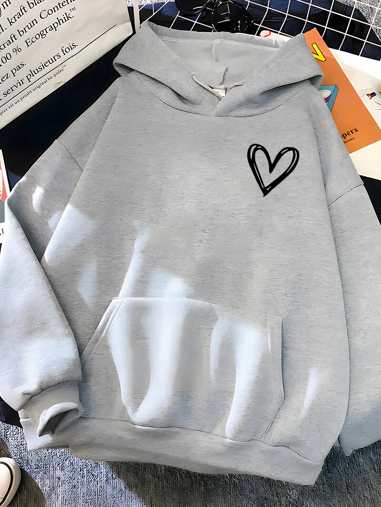 Comfortable Women's Casual Sweatshirt with Heart Design