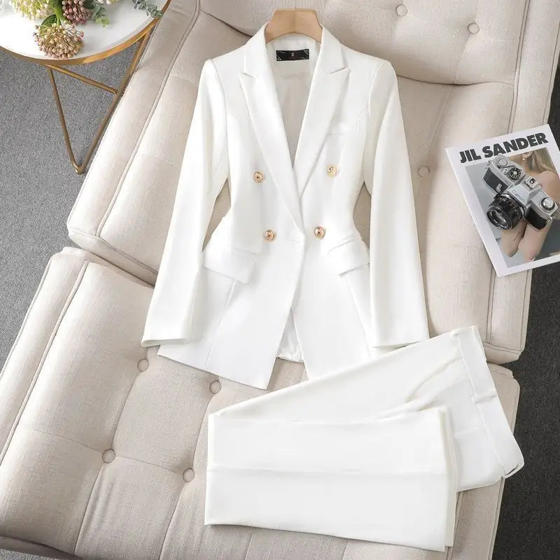 Stylish Women's Suit Jacket and Pants - Nocini
