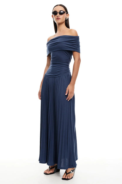 Lightweight Maxi Dress for Easy Summer Fashion