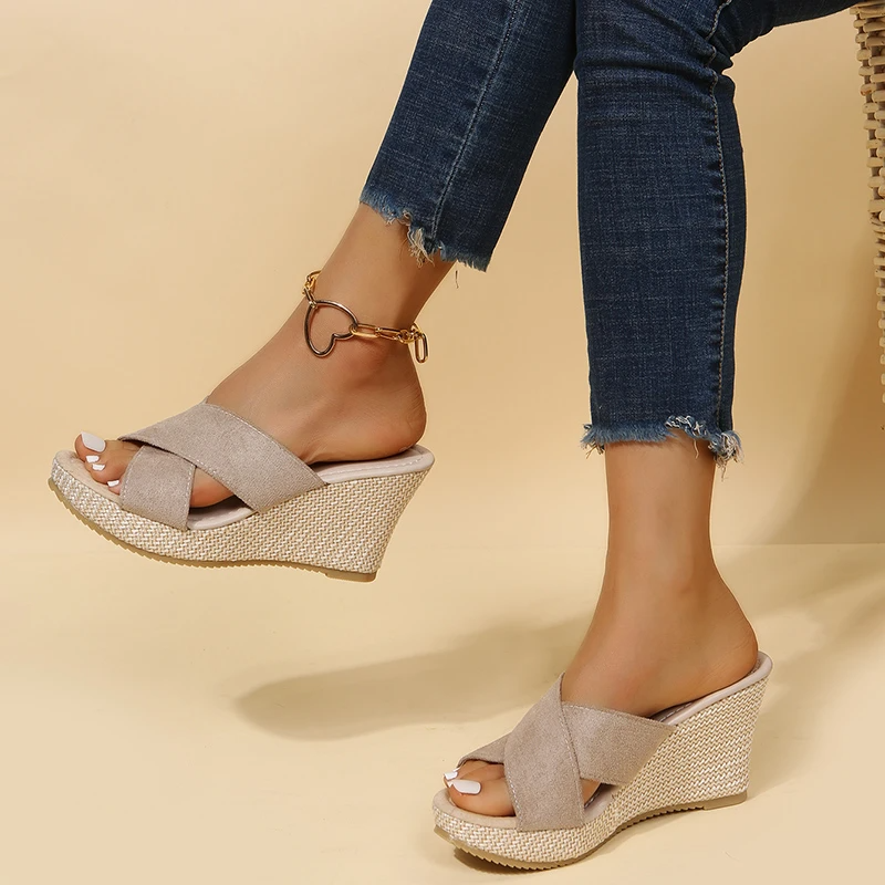 Stylish Women's Slide Sandals
