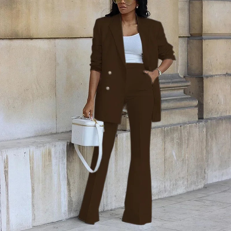 Classic Fit Women's Blazer and Pant Suit Set