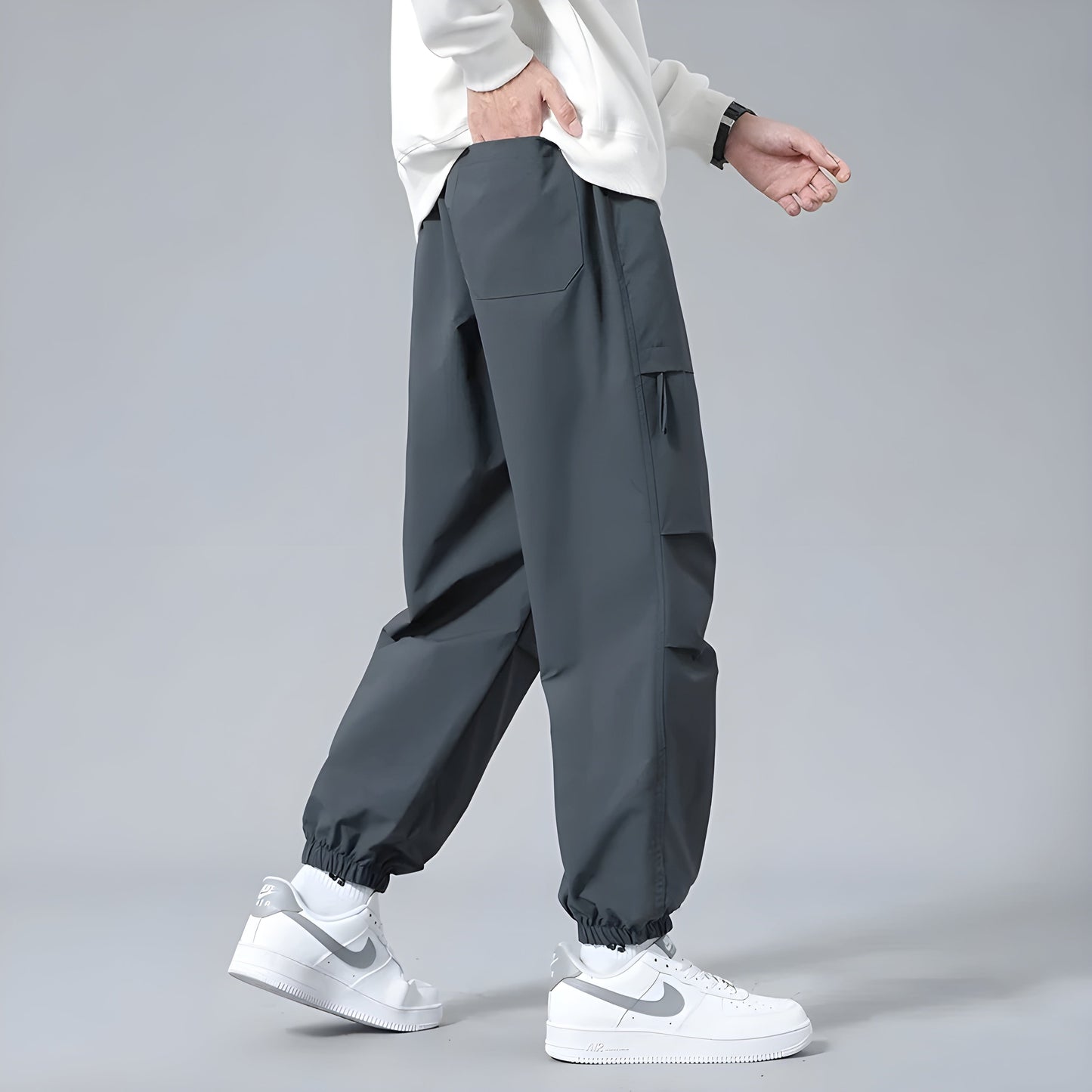 Relaxed Fit Cargo Trousers