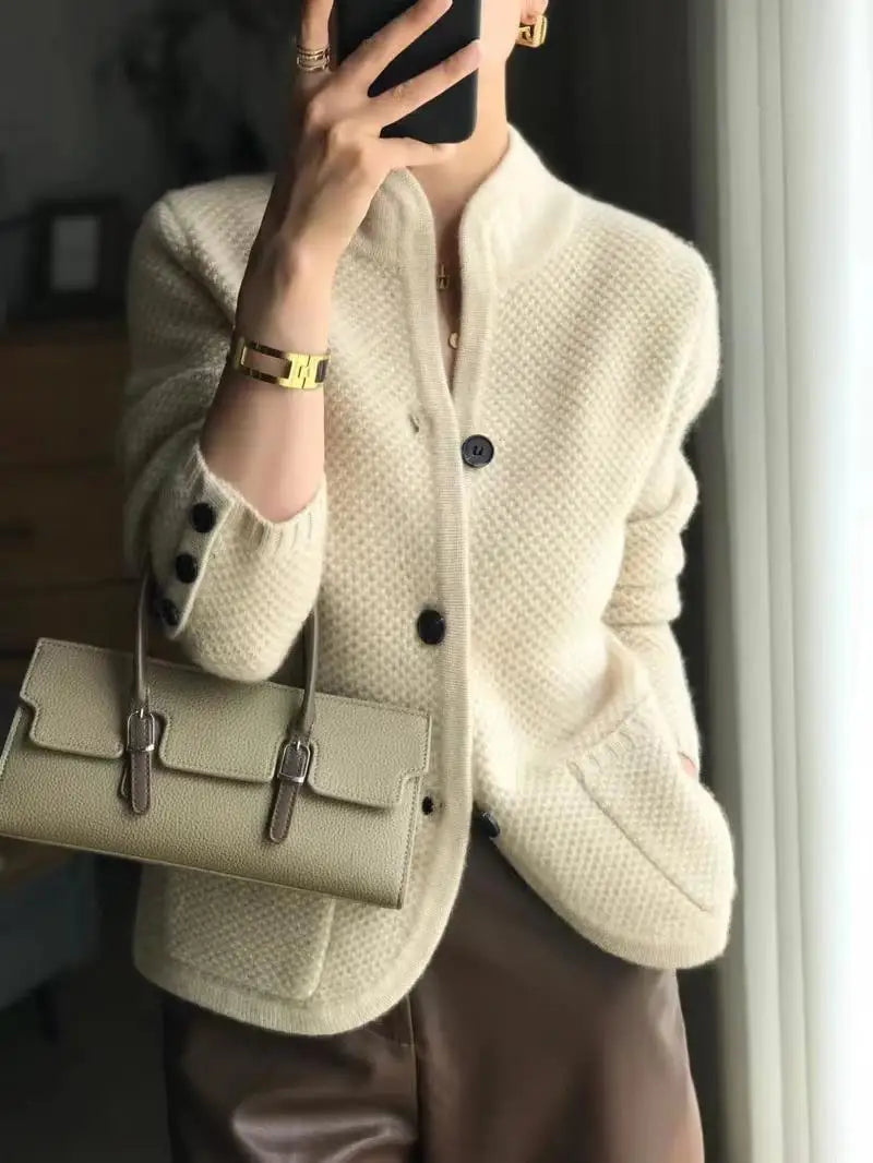 Cozy Women's Knit Cardigan with Pockets