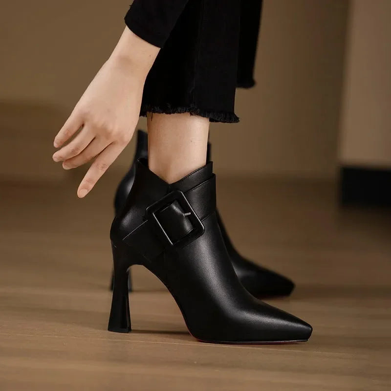 Chic Pointed Toe High Heel Boots
