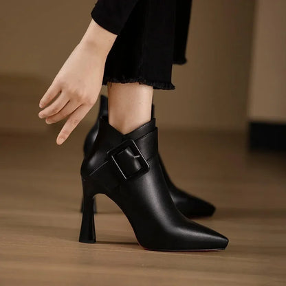Chic Pointed Toe High Heel Boots