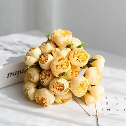 Simple Elegant Fresh Flower Arrangement