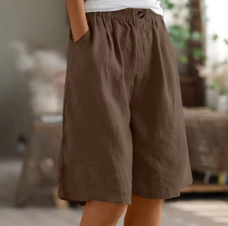 Comfortable Women's Wide Leg Knee Length Shorts with Pockets