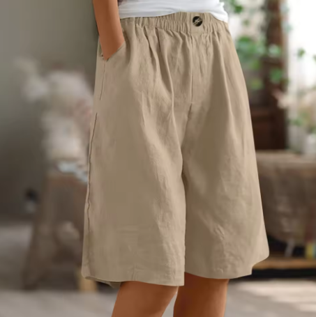 Comfortable Women's Wide Leg Knee Length Shorts with Pockets