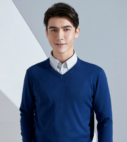 Classic Men's Crew Neck Knit Sweater
