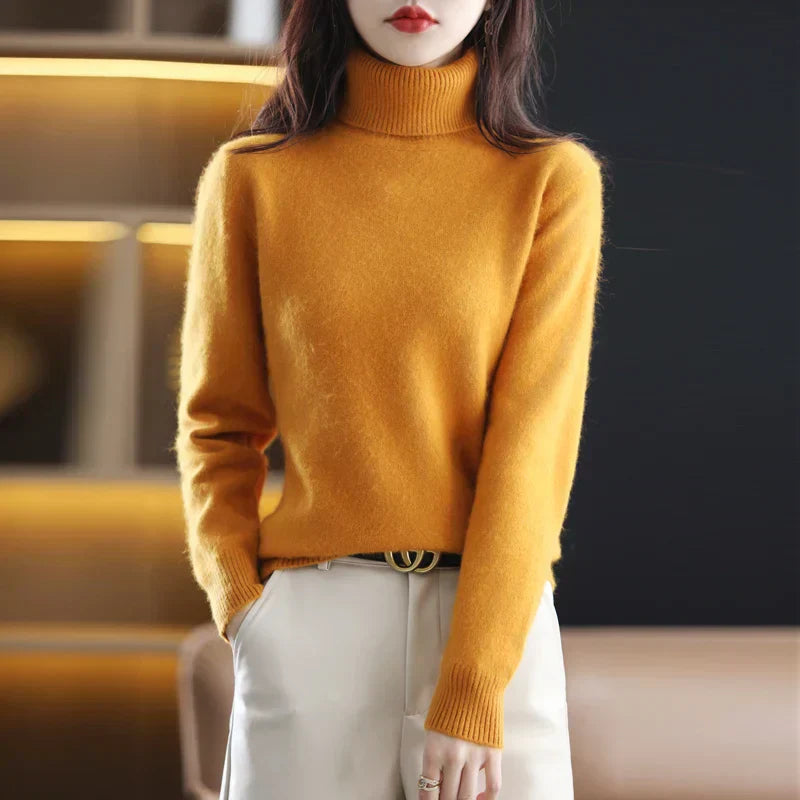 Soft Women's Cashmere Crew Neck Knit Sweater
