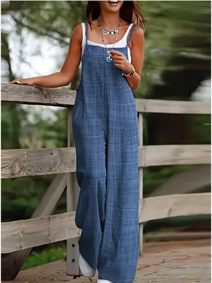 Loose Fit Women's Jumpsuit with Wide Legs and V-Neck - Nocini