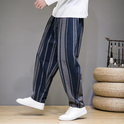 Casual Fit Cropped Pants
