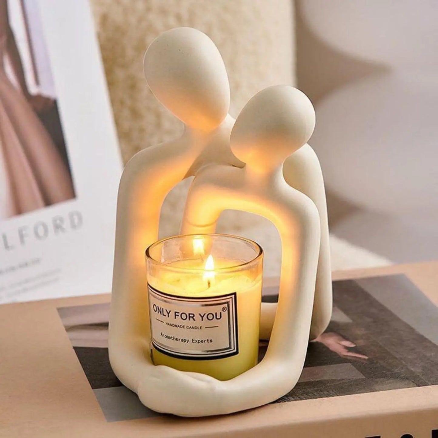 Romantic Figurine Sculpture with Loving Embrace - Nocini