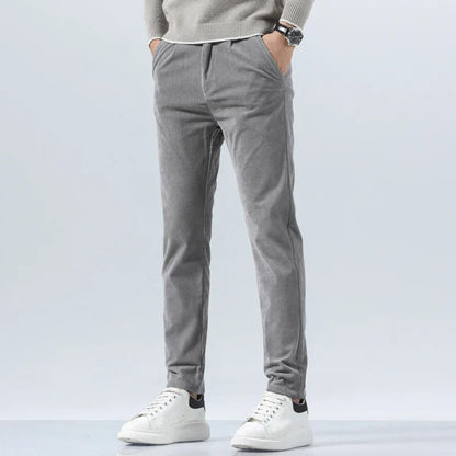 Comfortable Fit Pleated Trousers with Side Pockets - Nocini
