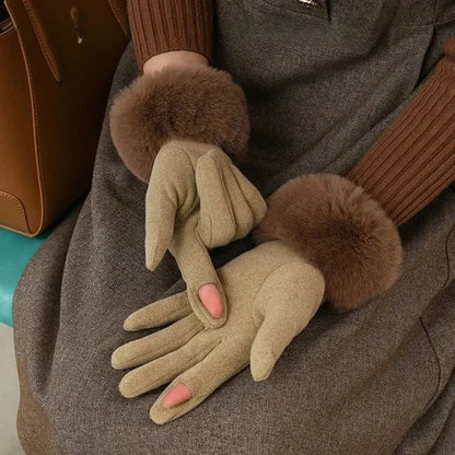 Warm Fitted Fur Trim Gloves