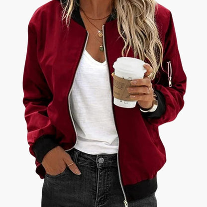 Vintage Bomber Jacket with Classic Style and Cozy Fit