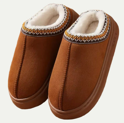 Soft Sheepskin Slippers for Women - Nocini