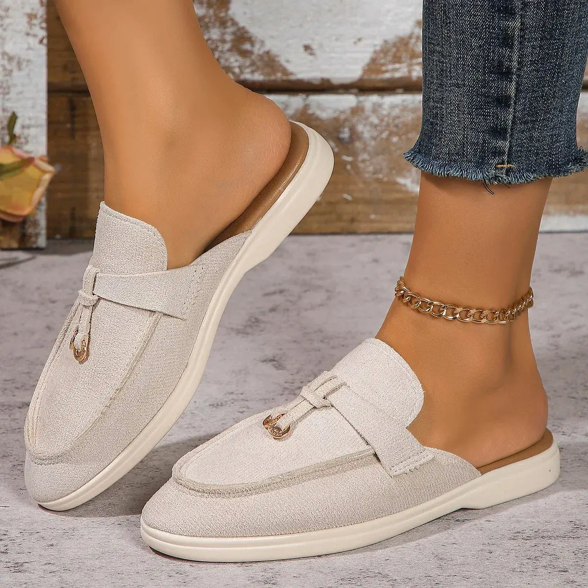 Easy Wear Women's Sneakers - Soft and Stylish - Nocini