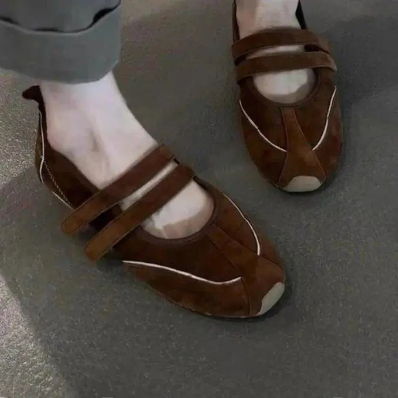 Comfortable Women's Flat Shoes for Daily Wear - Nocini