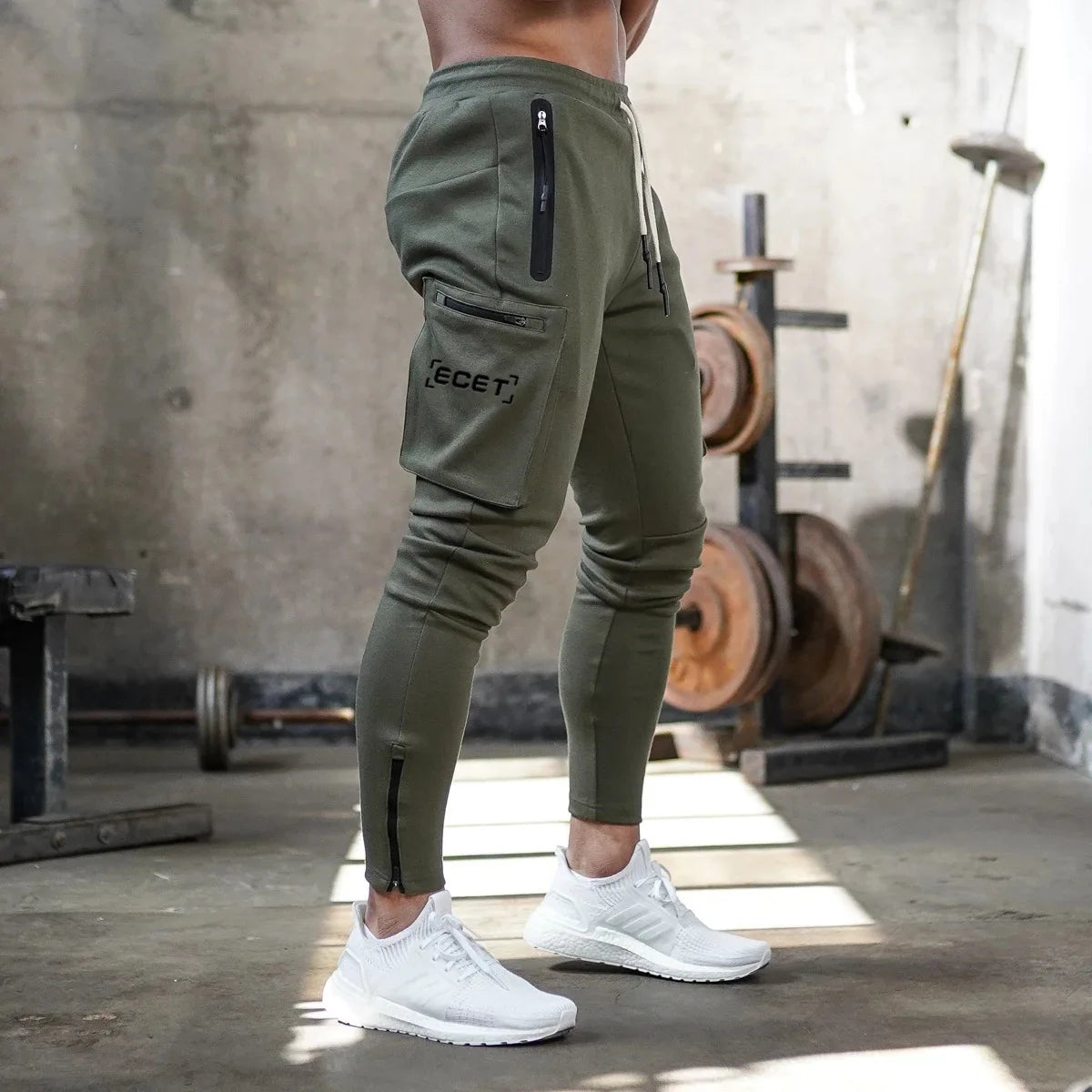 Men's Slim Fit Cargo Jog Pants with Zip Pockets