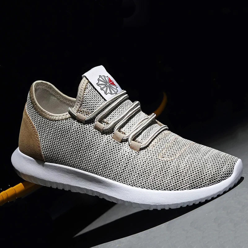 Comfortable Low-Top Mesh Running Shoes