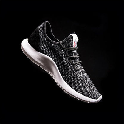 Comfortable Low-Top Mesh Running Shoes