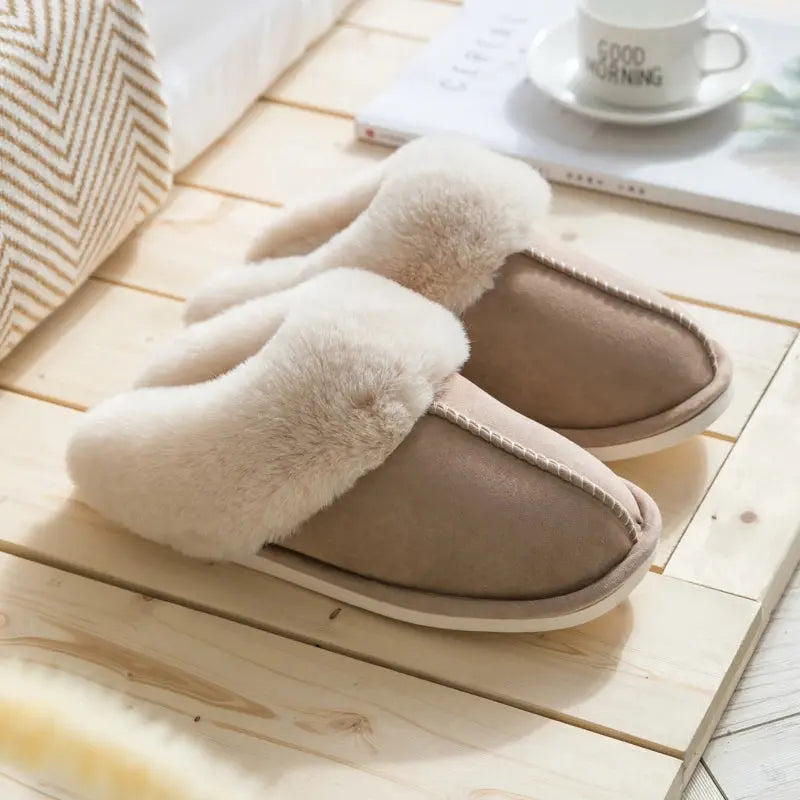Plush Slipper Shoes for Men and Women - Soft Grip Slippers