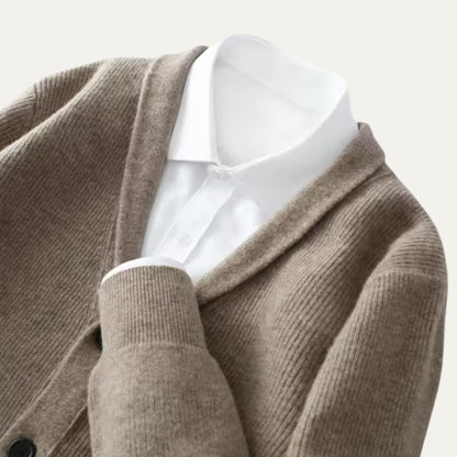Cozy Men's Knitted Cardigan with Pockets