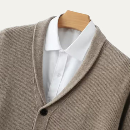Cozy Men's Knitted Cardigan with Pockets