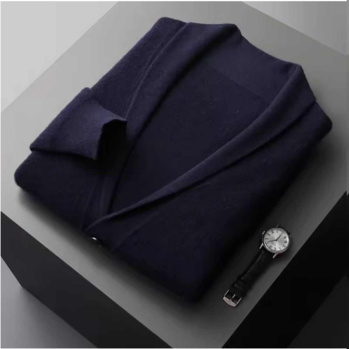 Cozy Men's Knitted Cardigan with Pockets