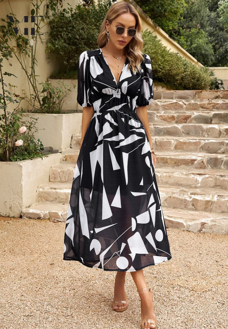 Ladies' Pretty Garden Midi Dress with Ruffled Sleeves