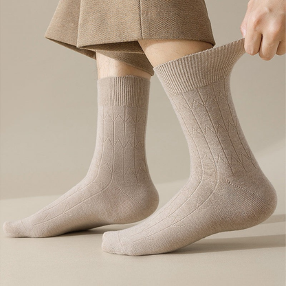 Comfortable Ribbed Patterned Crew Socks