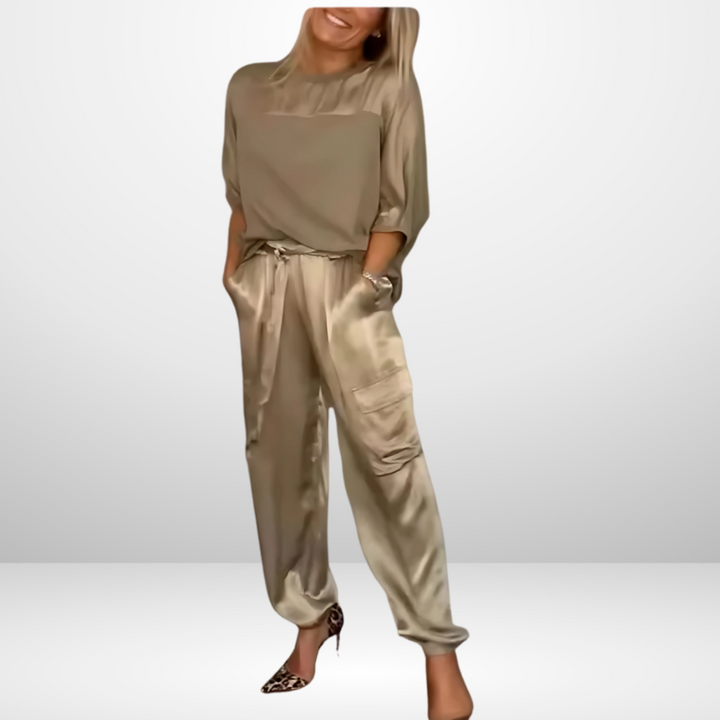 Relaxed Fit Women's 2 Piece Outfit