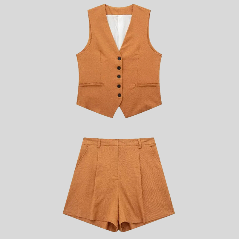 Women's Casual Vest and Shorts Outfit