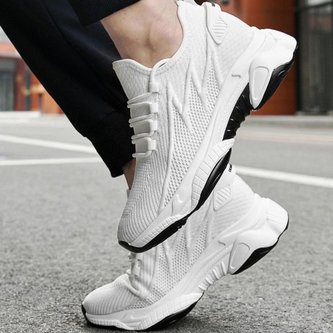 Trendy Men's Thick Sole Casual Sneakers