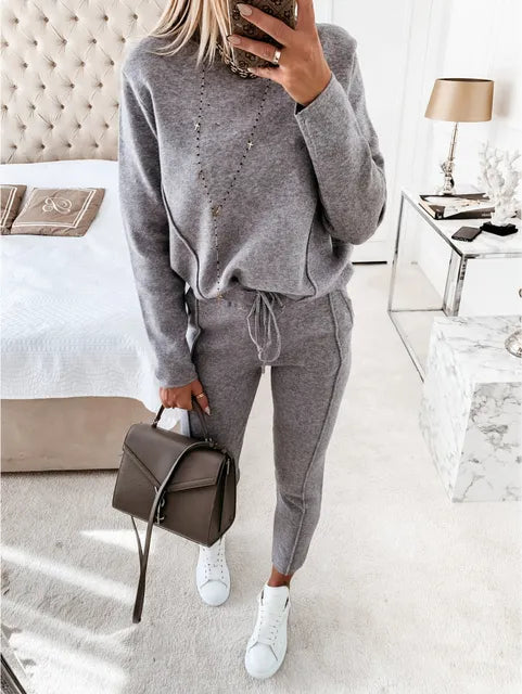 Comfy Women's Athletic Jogger Set