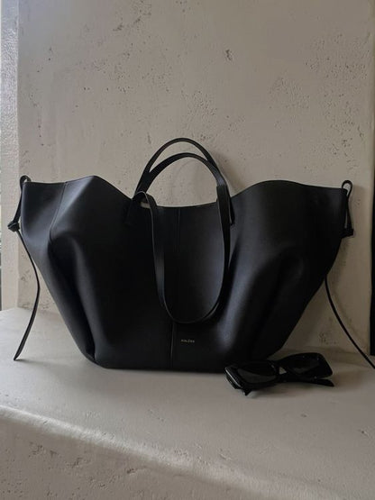 Large Capacity Faux Leather Shoulder Bag