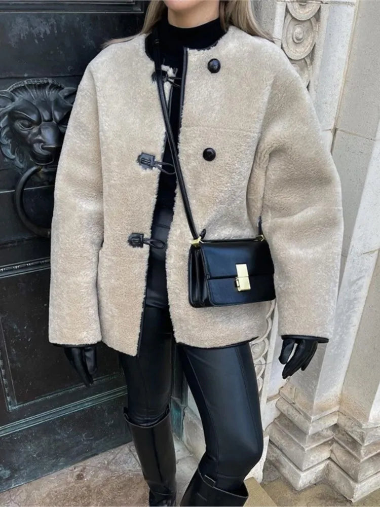 Luxurious Faux Fur Coat for Women - Long and Cozy - Nocini