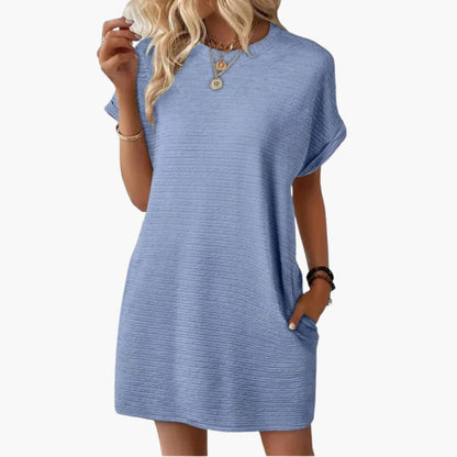 Comfortable Casual Dress with Pockets and Short Sleeves - Olytrend