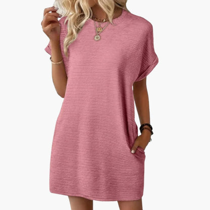 Comfortable Casual Dress with Pockets and Short Sleeves