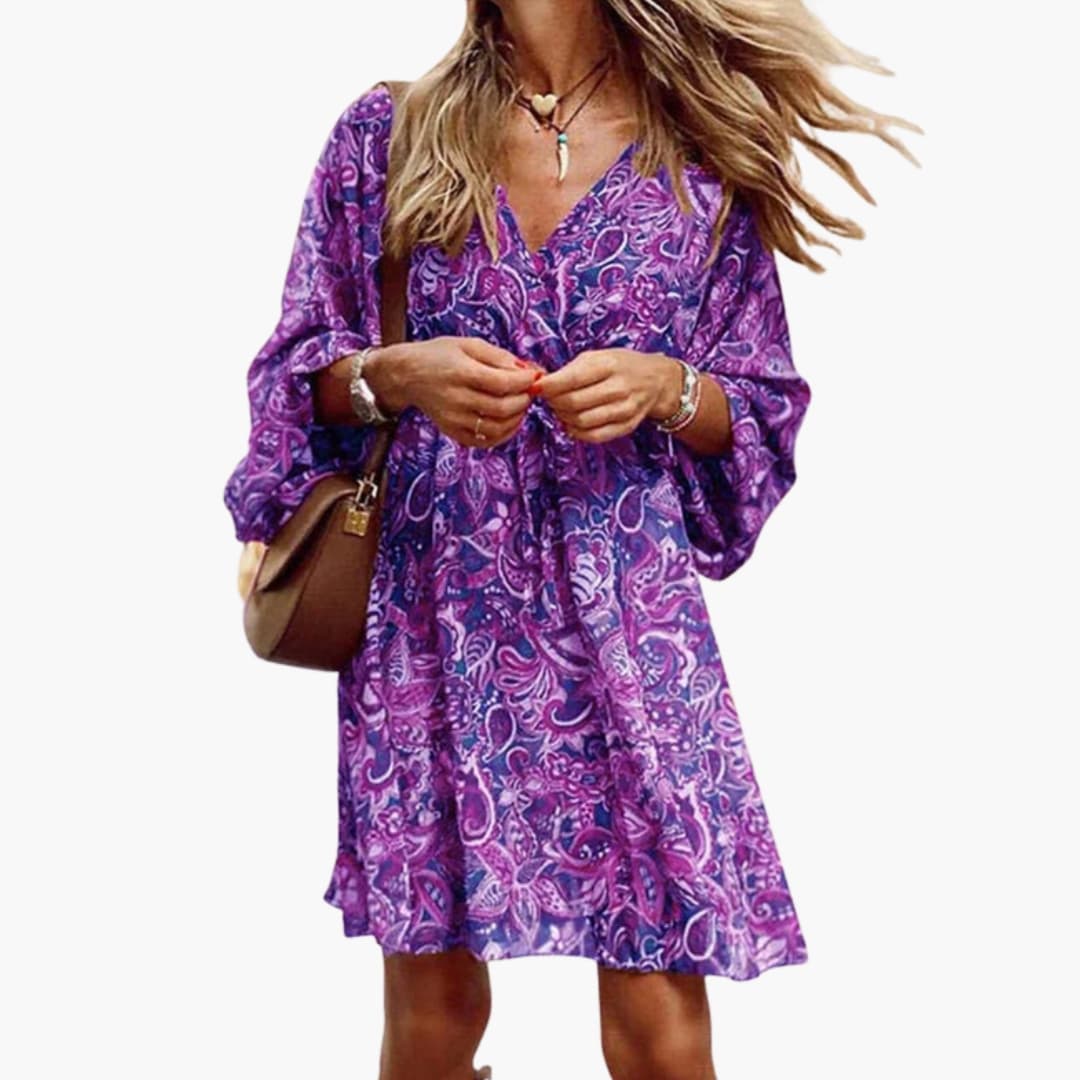 Chic Petite V Neck Printed Dress