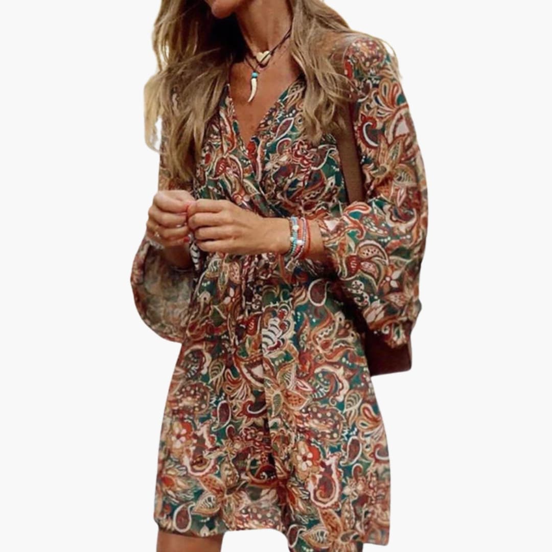 Chic Petite V Neck Printed Dress