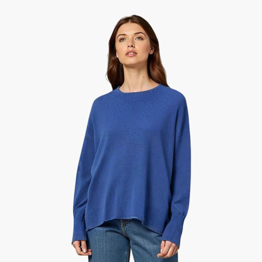 Cozy Women's Large Knit Sweater with Long Sleeves