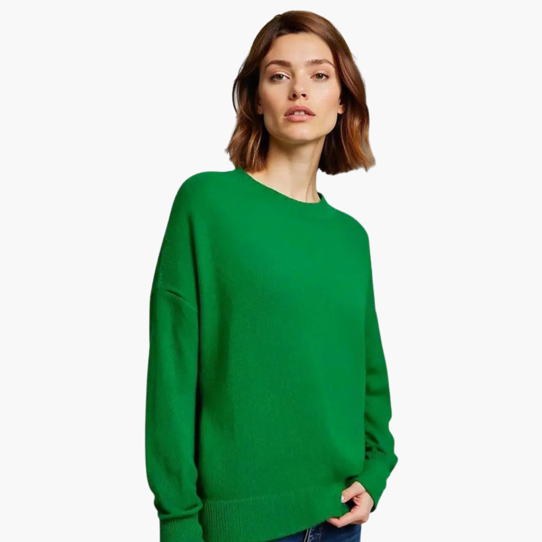 Cozy Women's Large Knit Sweater with Long Sleeves